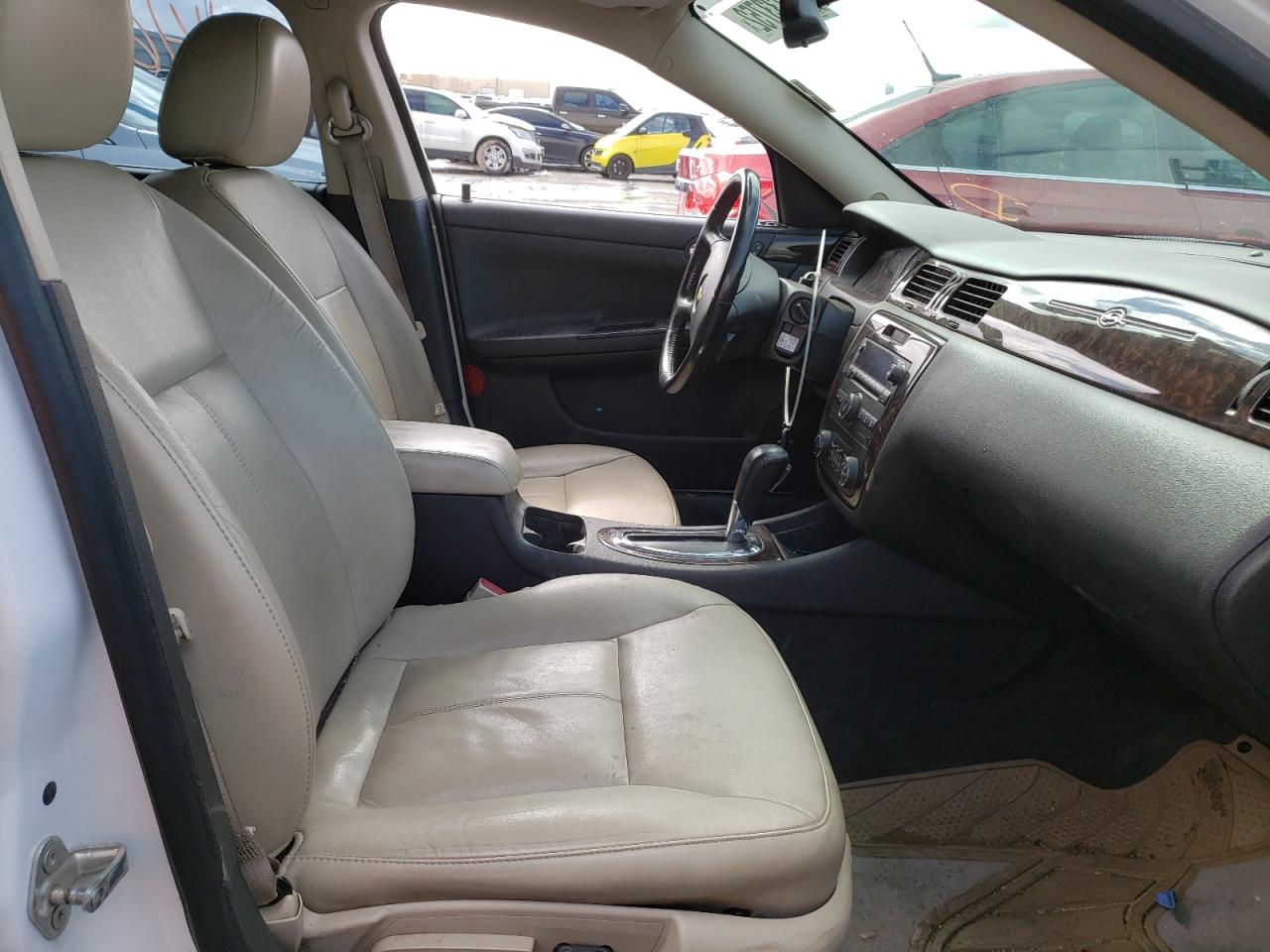 Photo 5 from auction – 2012 CHEVROLET IMPALA LTZ with VIN 2G1WC5E39C1310117