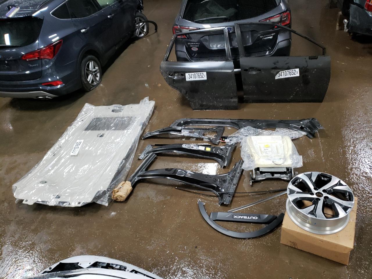 Photo 9 from auction – 2022 SUBARU OUTBACK TO with VIN 4S4BTAPC3N3134511