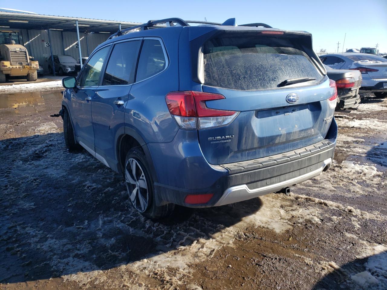 Photo 3 from auction – 2019 SUBARU FORESTER T with VIN JF2SKAWC8KH532001