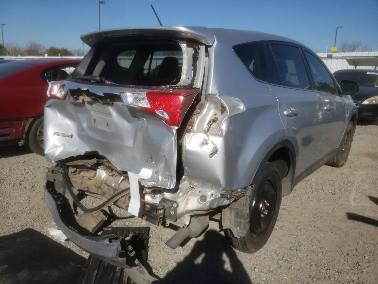 Photo 4 from auction – 2014 TOYOTA RAV4 LE with VIN 2T3BFREV7EW145586
