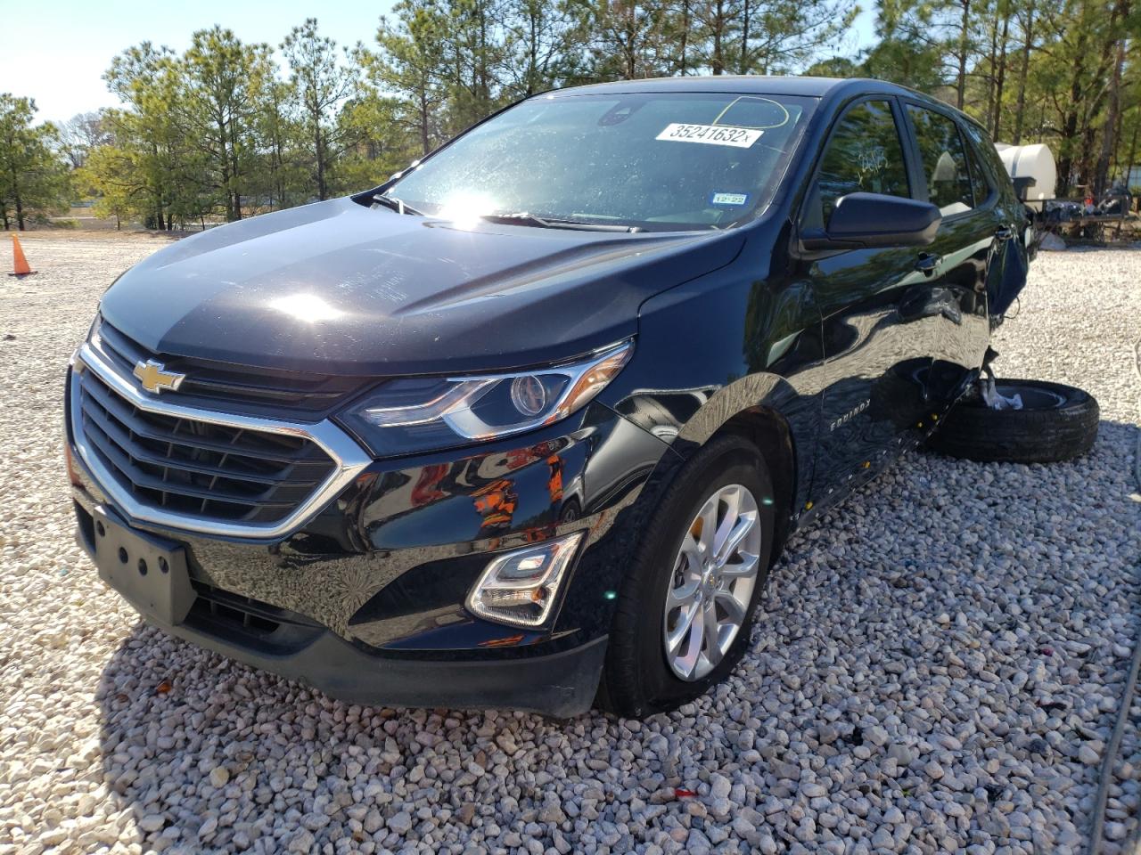 Photo 2 from auction – 2021 CHEVROLET EQUINOX LS with VIN 2GNAXHEV3M6126828