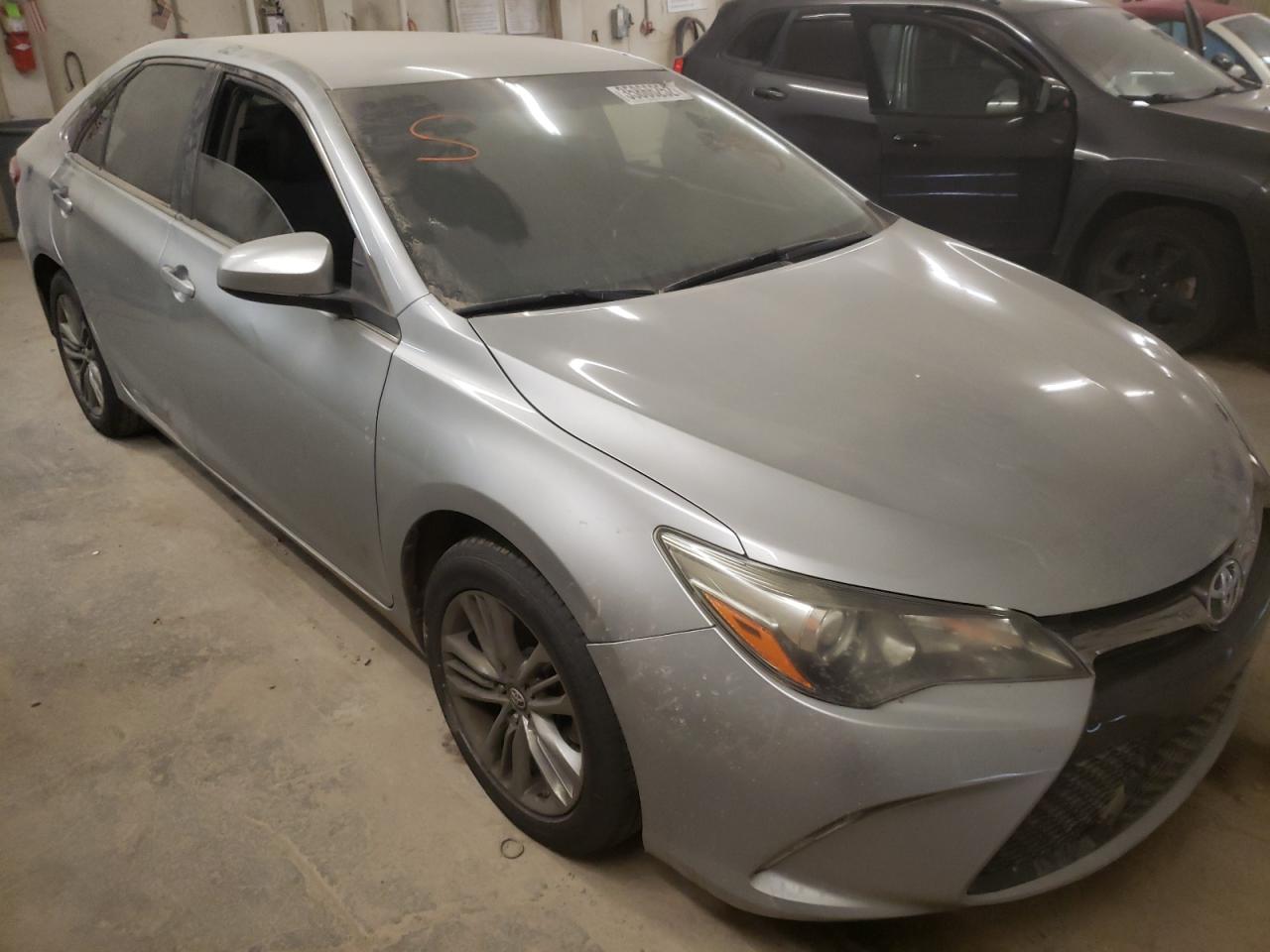 Photo 1 from auction – 2017 TOYOTA CAMRY LE with VIN 4T1BF1FK4HU426957