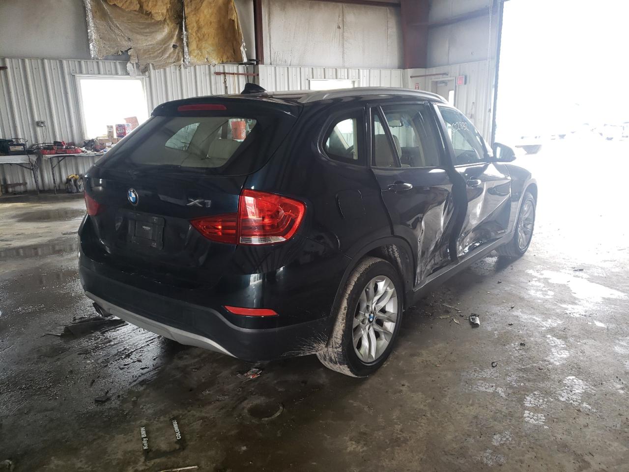 Photo 4 from auction – 2015 BMW X1 XDRIVE2 with VIN WBAVL1C56FVY34695