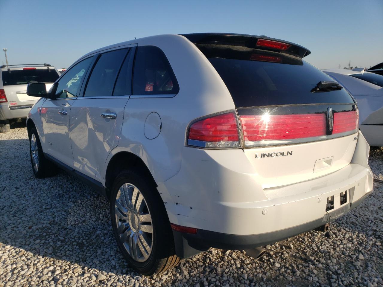Photo 3 from auction – 2009 LINCOLN MKX with VIN 2LMDU68C29BJ06694