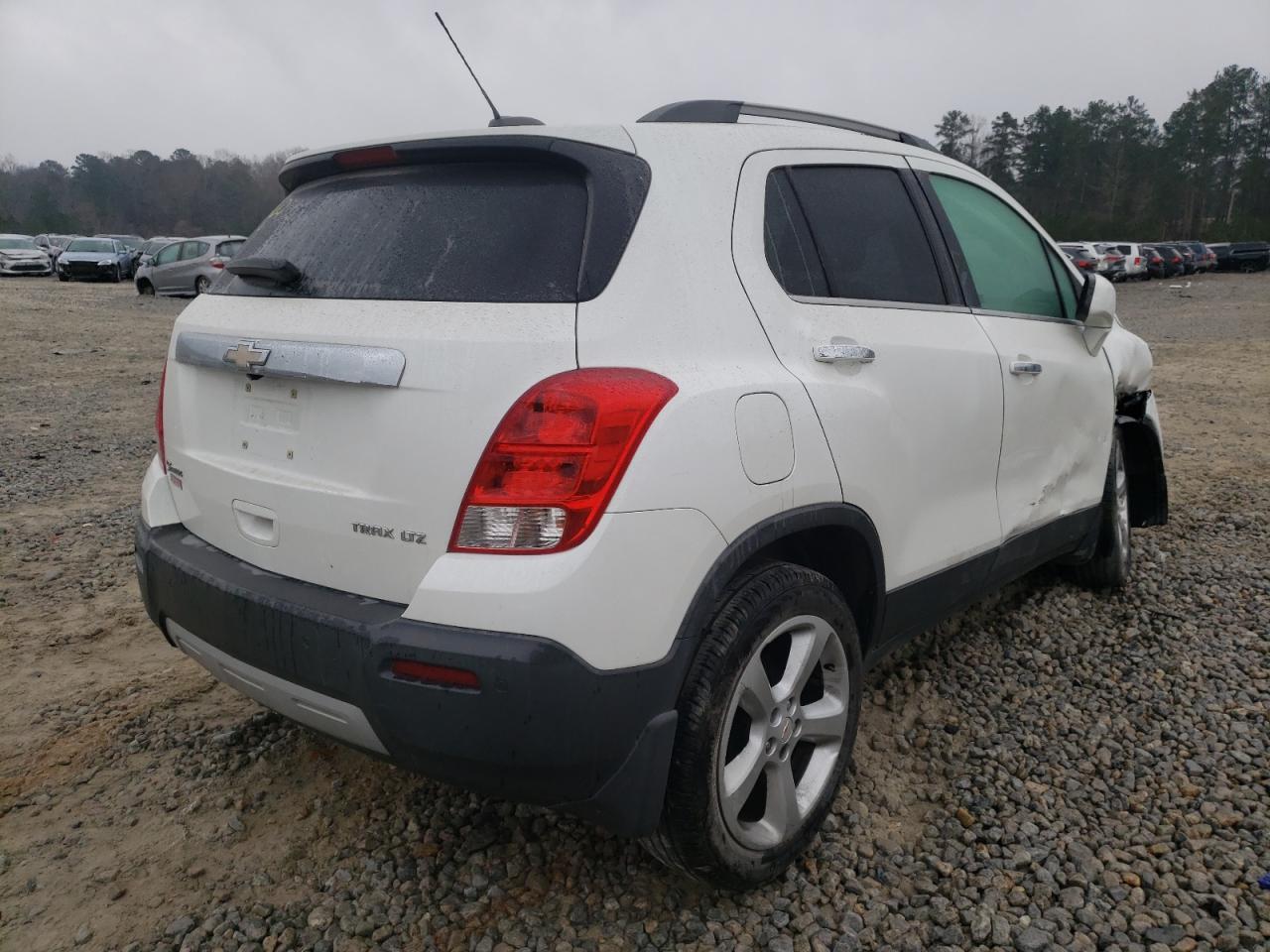 Photo 4 from auction – 2015 CHEVROLET TRAX LTZ with VIN KL7CJNSB2FB074021