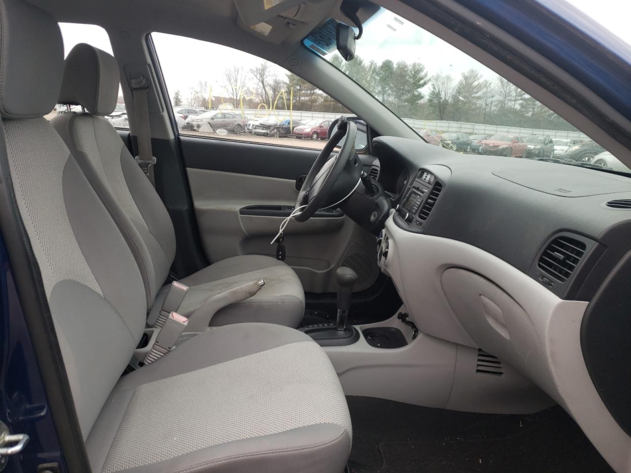 Photo 5 from auction – 2011 HYUNDAI ACCENT GLS with VIN KMHCN4AC2BU620371