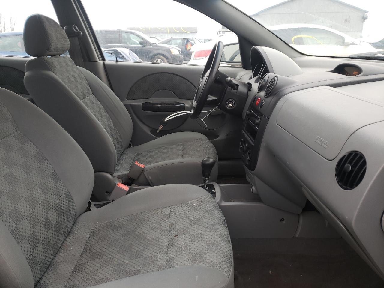 Photo 5 from auction – 2004 CHEVROLET AVEO with VIN KL1TD52674B154190