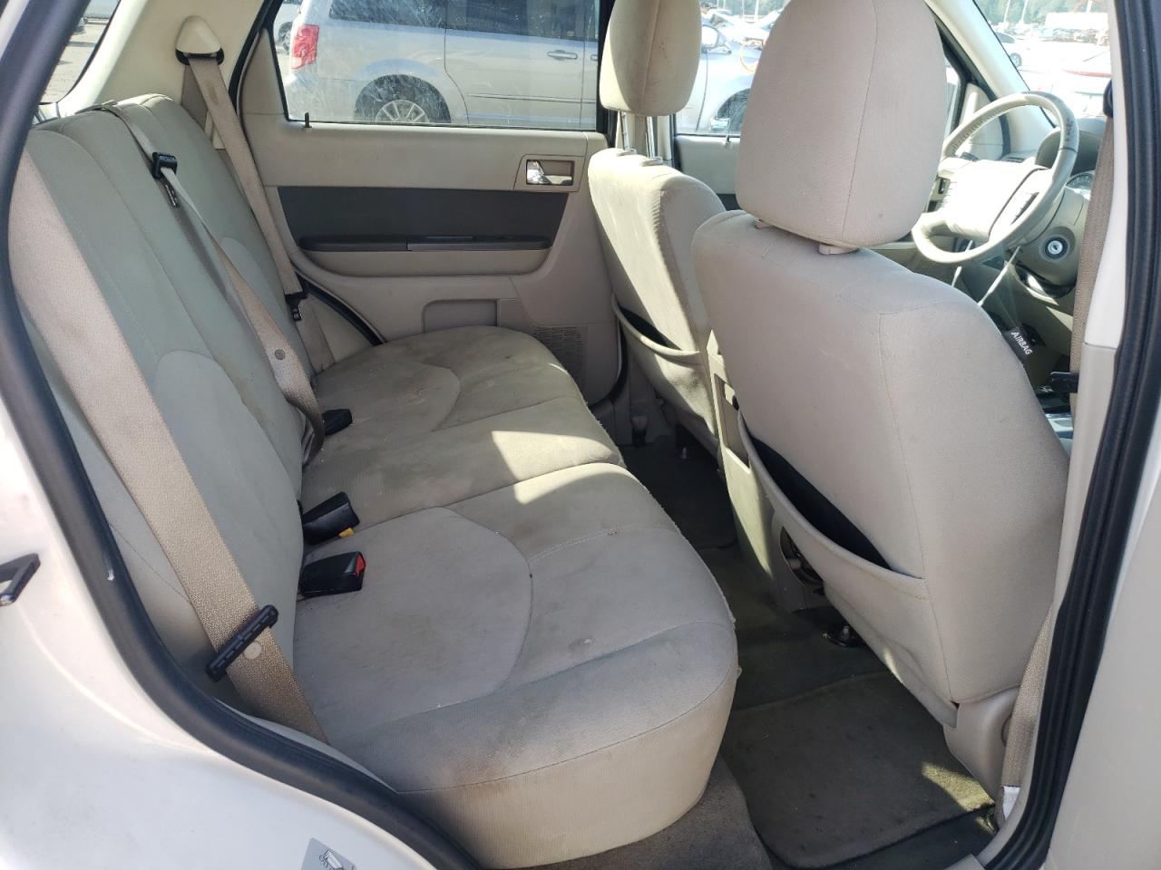 Photo 6 from auction – 2010 MERCURY MARINER with VIN 4M2CN9BG7AKJ18589