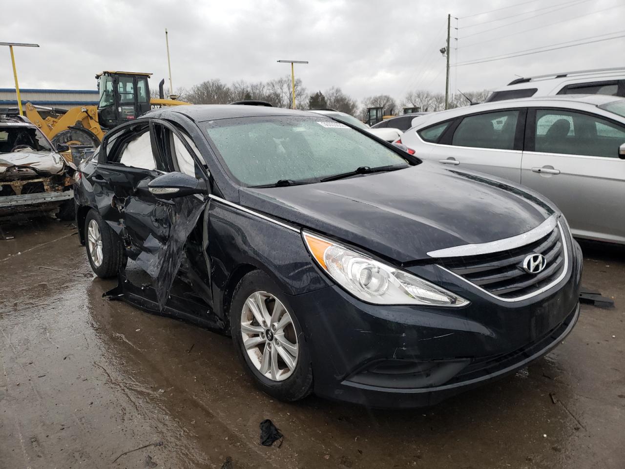 Photo 1 from auction – 2014 HYUNDAI SONATA GLS with VIN 5NPEB4AC3EH940044