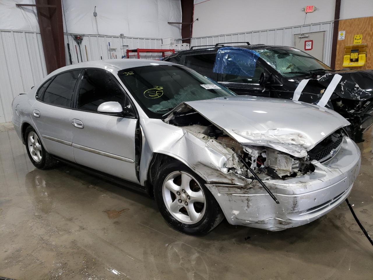 FORD TAURUS SES 2001 with VIN 1FAFP55U41A176792 - Photo from auction