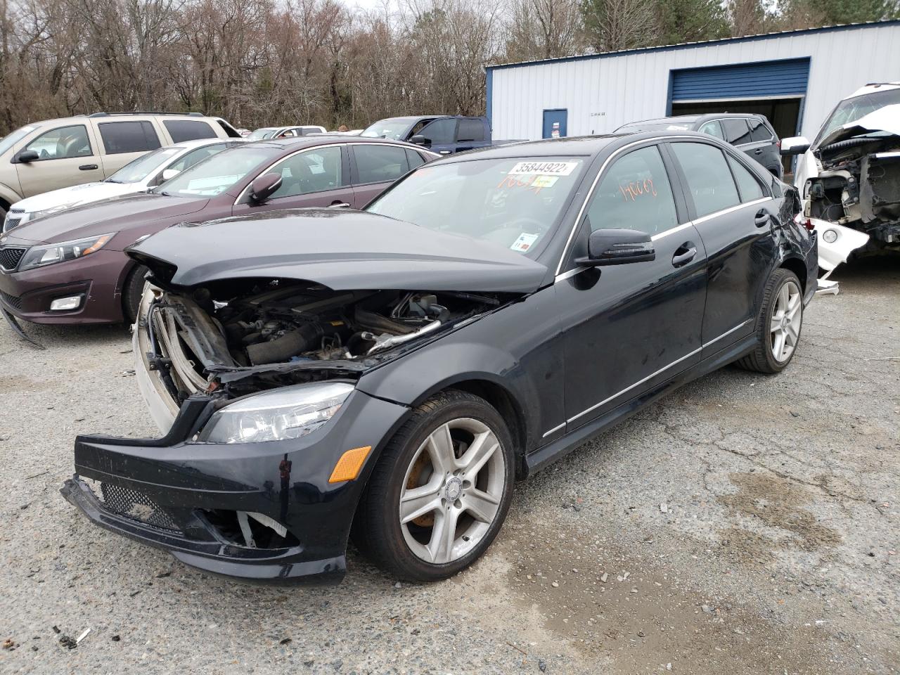 Photo 2 from auction – 2011 MERCEDES-BENZ C 300 with VIN WDDGF5EB2BR166951