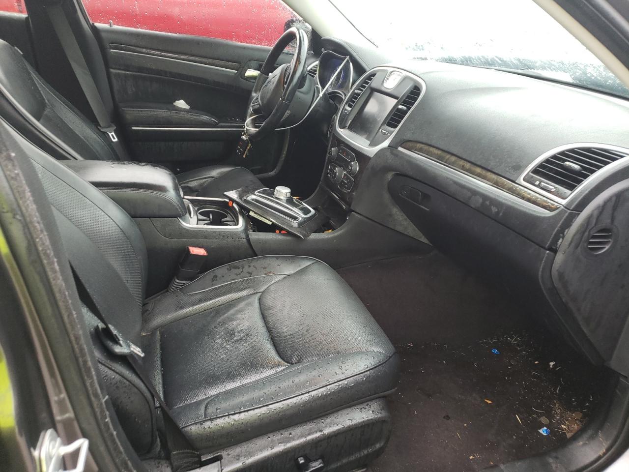 Photo 5 from auction – 2016 CHRYSLER 300C with VIN 2C3CCAEGXGH260772
