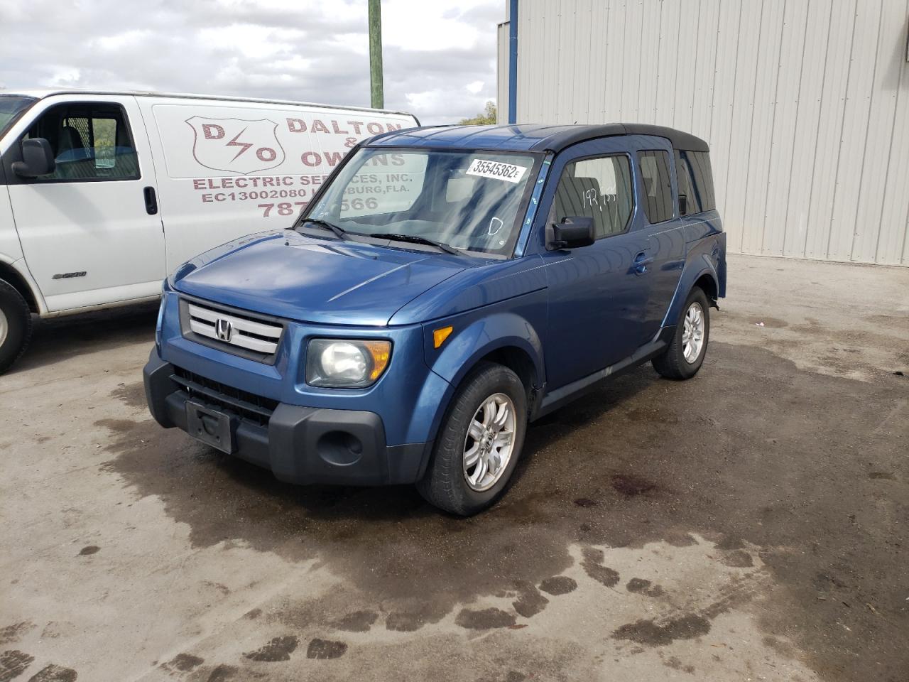 Photo 2 from auction – 2008 HONDA ELEMENT EX with VIN 5J6YH28718L011750