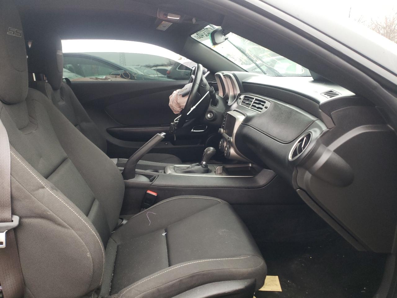 Photo 5 from auction – 2014 CHEVROLET CAMARO SS with VIN 2G1FS1EW9E9324612