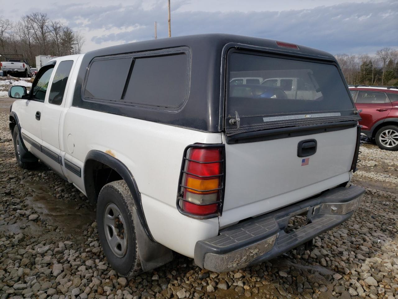 Photo 3 from auction – 2001 CHEVROLET SILVERADO with VIN 1GCEK19T61E222906