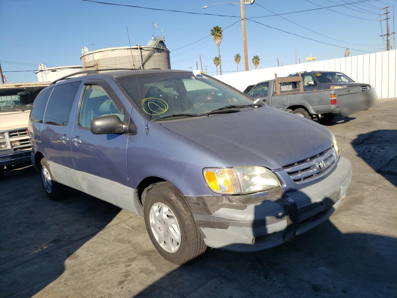 TOYOTA SIENNA CE 2003 with VIN 4T3ZF19CX3U522367 - Photo from auction