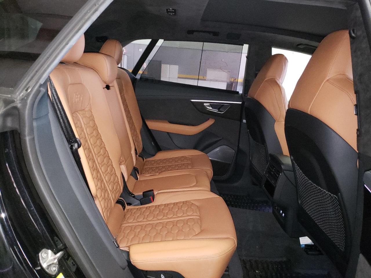Zdjęcie 6 z aukcji – 2021 AUDI RS Q8 z VIN WU1ARBF10MD025231