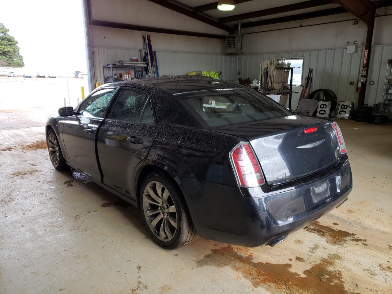Photo 3 from auction – 2014 CHRYSLER 300 S with VIN 2C3CCABG2EH383225