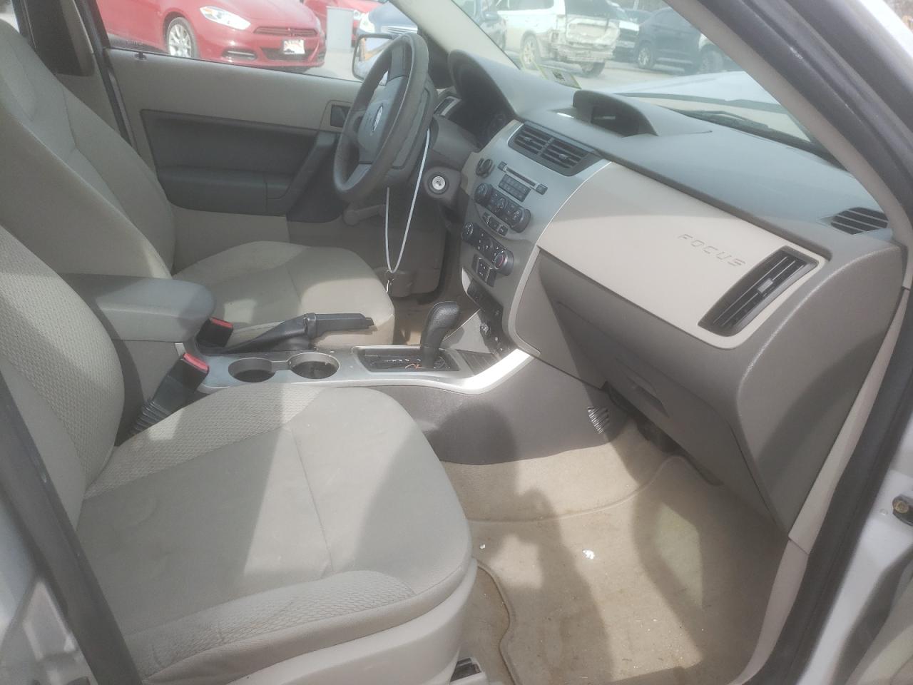 Photo 5 from auction – 2009 FORD FOCUS S with VIN 1FAHP34N69W211998