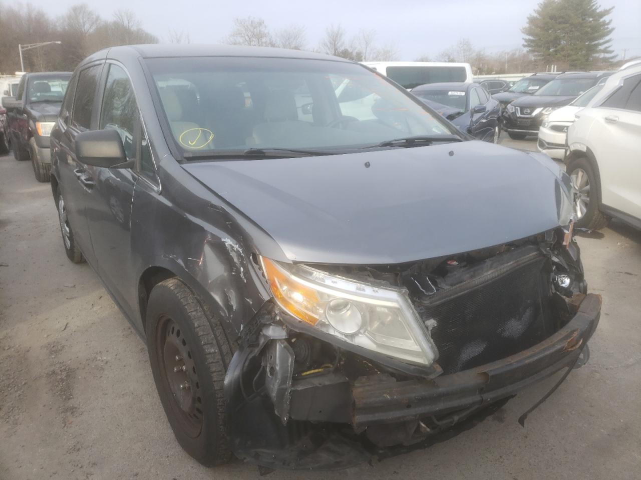 HONDA ODYSSEY 2011 with VIN 5FNRL5H29BB055438 - Photo from auction