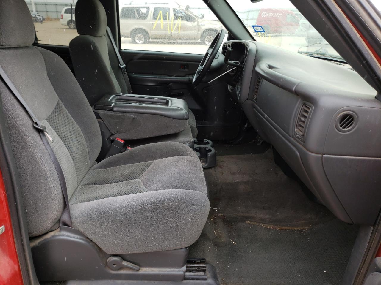 Photo 5 from auction – 2005 CHEVROLET SILVERADO with VIN 2GCEC13T551276226