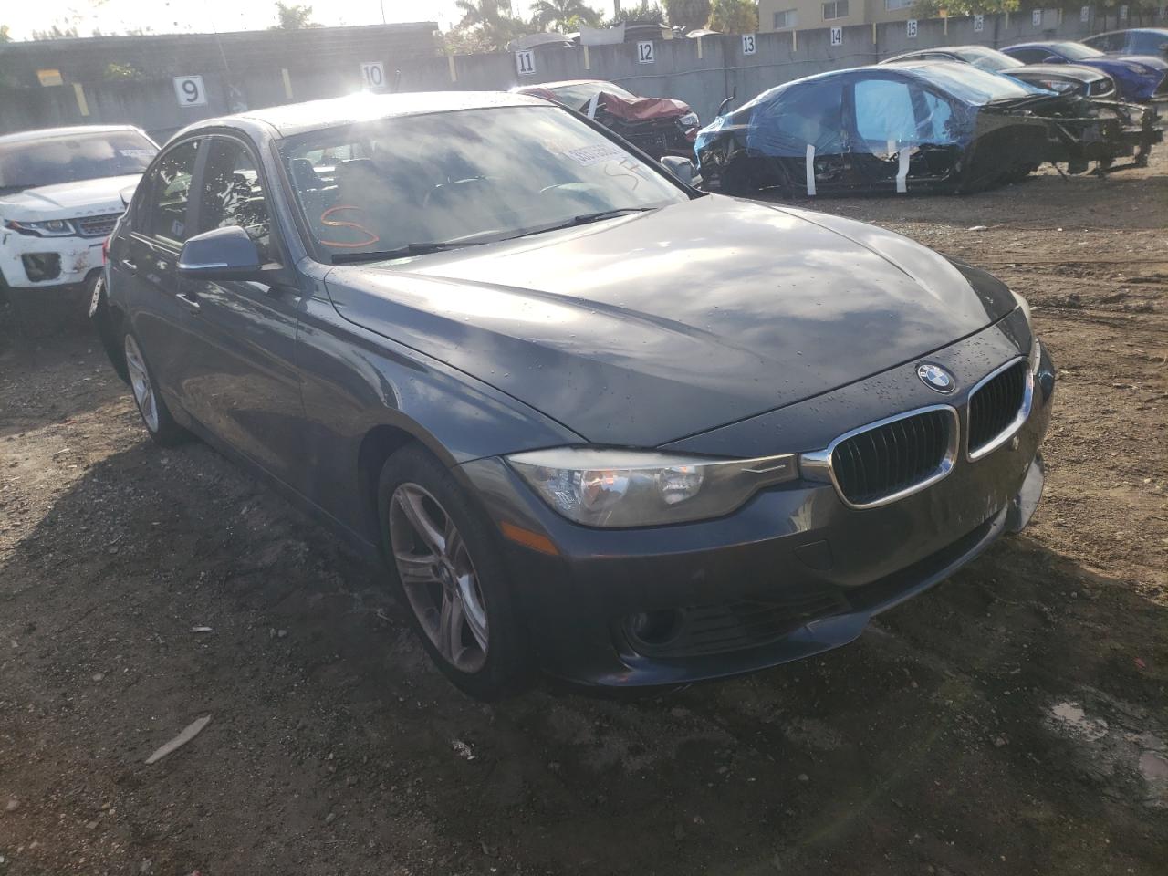 BMW 328 I 2013 with VIN WBA3A5C55DF355843 - Photo from auction