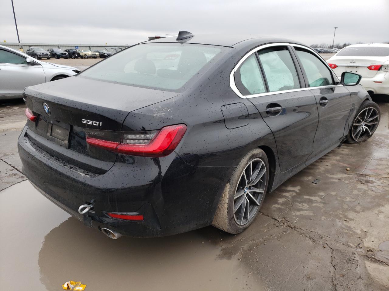 Photo 4 from auction – 2019 BMW 330XI with VIN 3MW5R7J54K8B00297