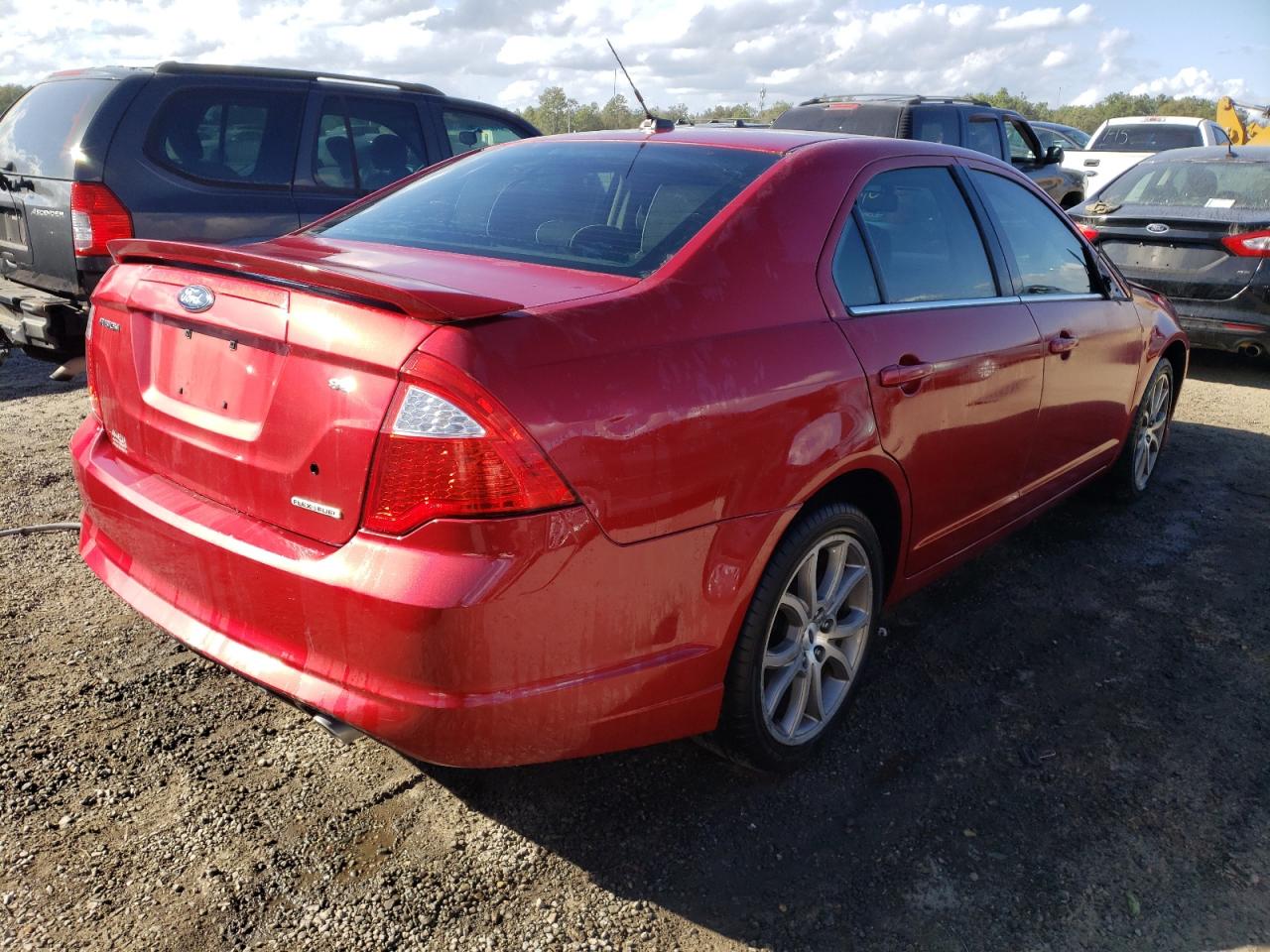 Photo 4 from auction – 2011 FORD FUSION SE with VIN 3FAHP0HG7BR217652