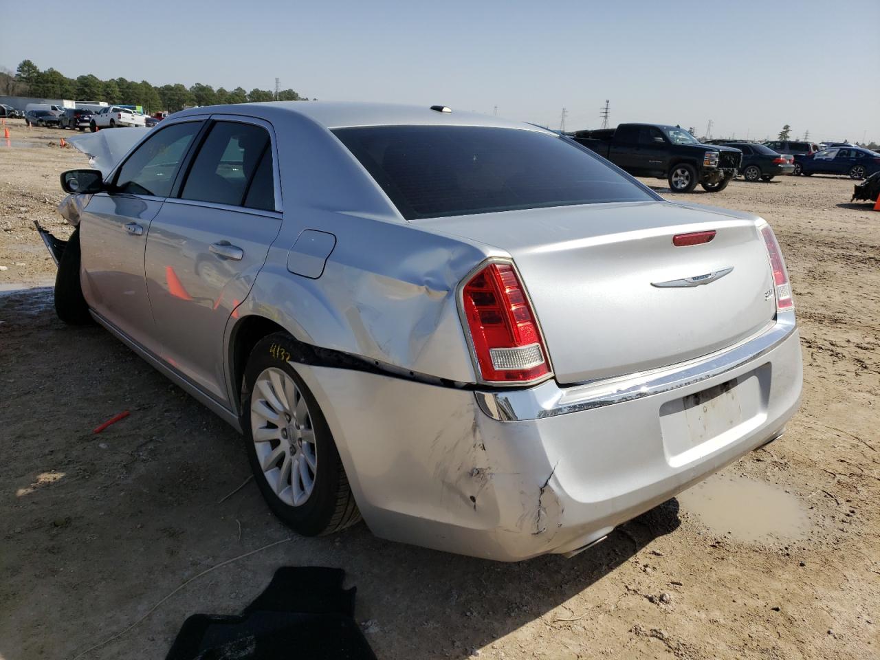 Photo 3 from auction – 2012 CHRYSLER 300 with VIN 2C3CCAAG2CH104452