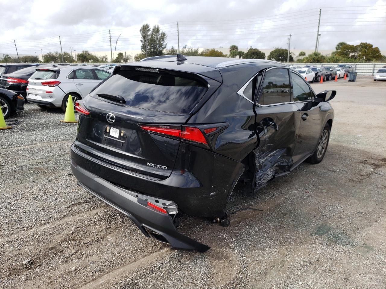 Photo 4 from auction – 2020 LEXUS NX 300 BAS with VIN JTJAARBZXL2158658