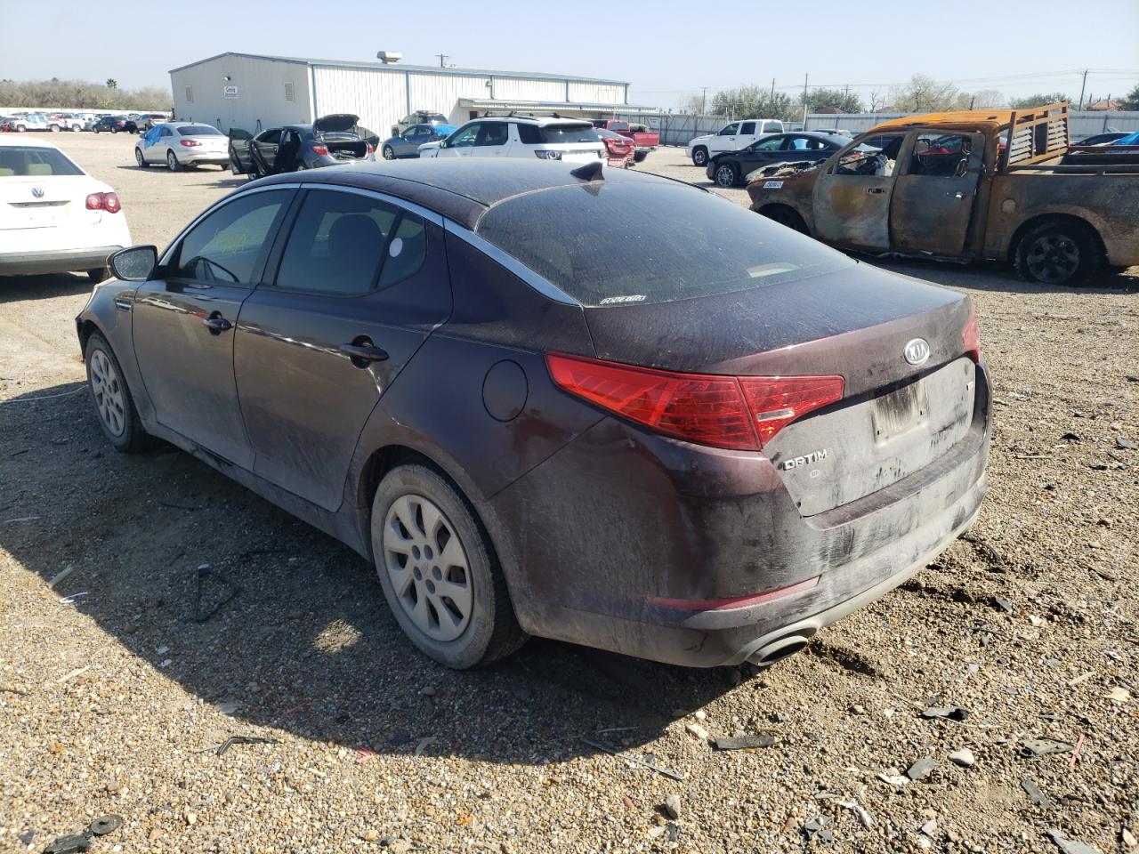 Photo 3 from auction – 2011 KIA OPTIMA with VIN KNAGM4A7XB5087785
