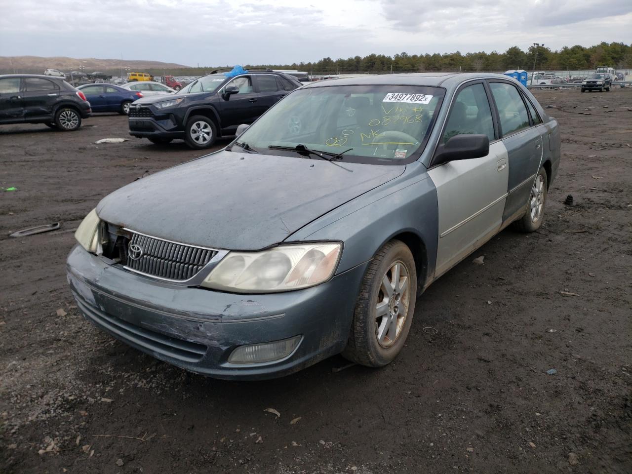 Photo 2 from auction – 2000 TOYOTA AVALON XL with VIN 4T1BF28B4YU082968