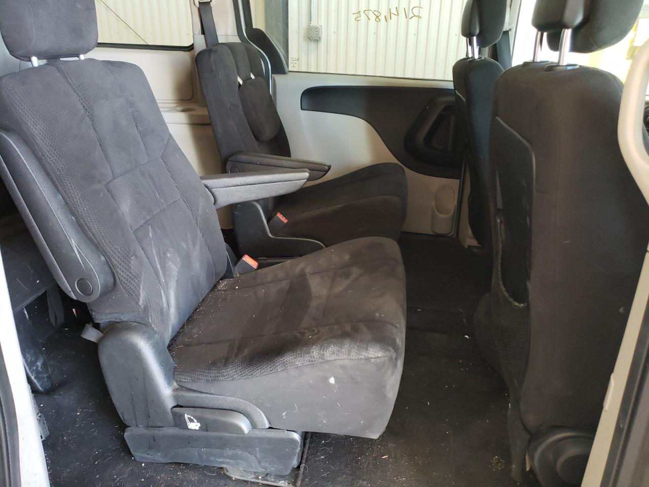 Photo 6 from auction – 2013 DODGE GRAND CARA with VIN 2C4RDGCG4DR747027