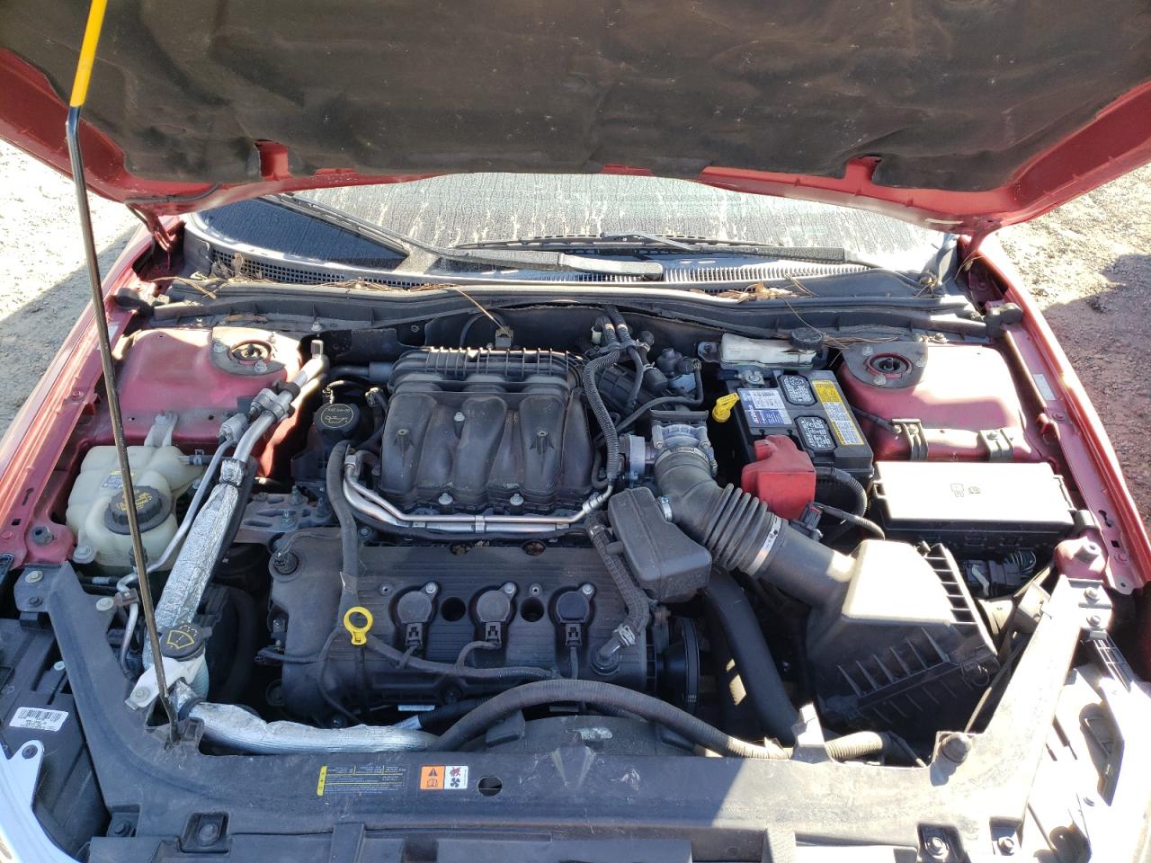 Photo 7 from auction – 2011 FORD FUSION SE with VIN 3FAHP0HG7BR217652