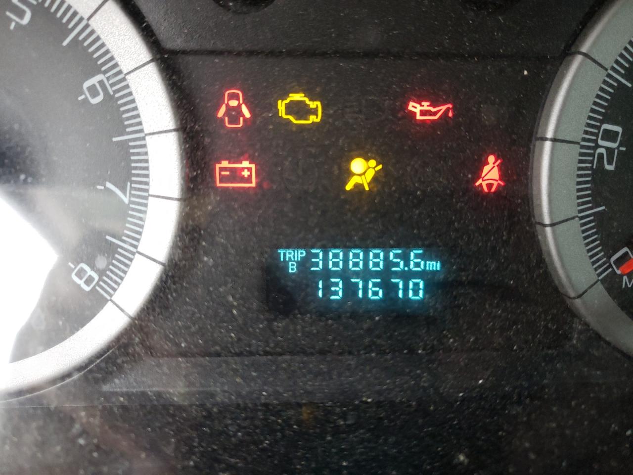 Photo 8 from auction – 2008 FORD ESCAPE XLT with VIN 1FMCU03158KA13456