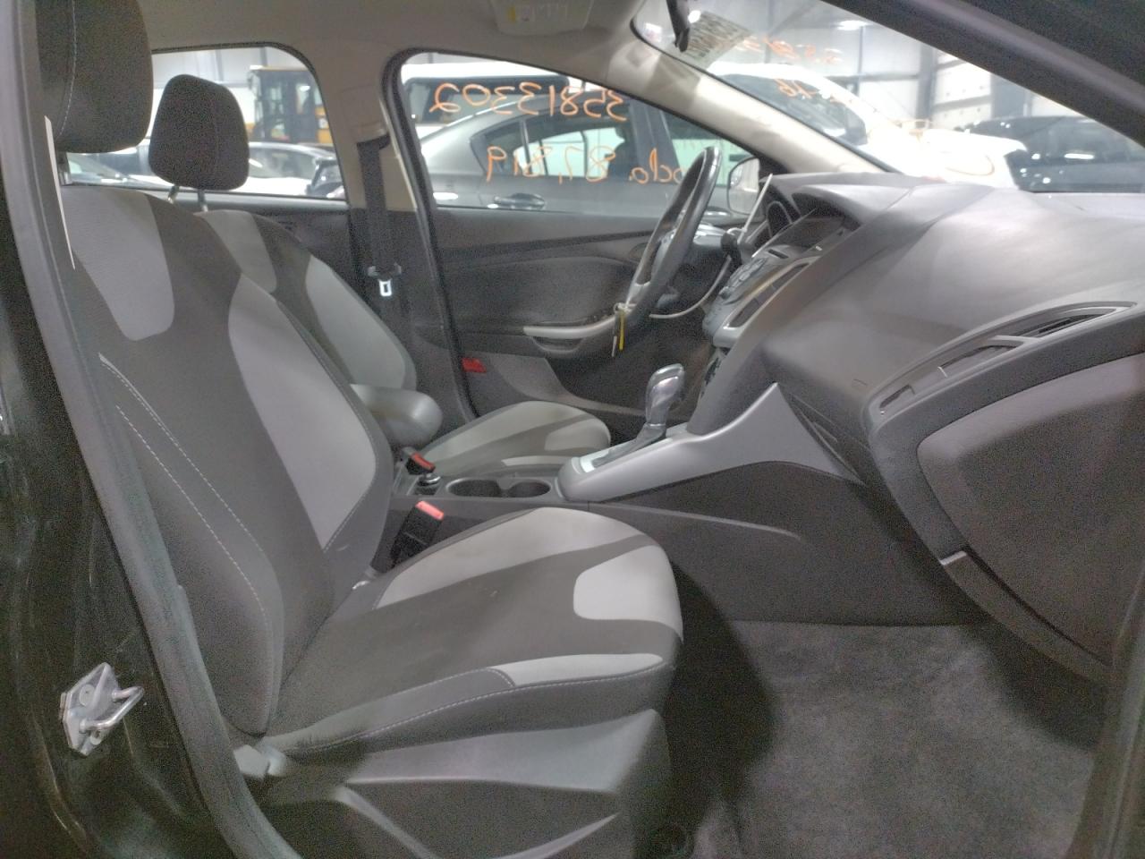 Photo 5 from auction – 2012 FORD FOCUS SE with VIN 1FAHP3F21CL222225