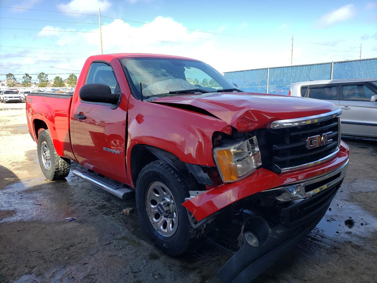 GMC SIERRA C15 2011 with VIN 1GTN1TEX3BZ396515 - Photo from auction