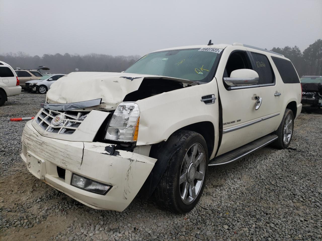 Photo 2 from auction – 2010 CADILLAC ESCALADE E with VIN 1GYUKHEF4AR149106