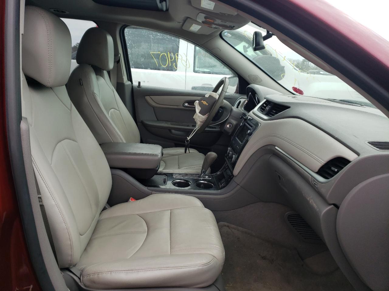 Photo 5 from auction – 2017 CHEVROLET TRAVERSE L with VIN 1GNKVHKD0HJ234029