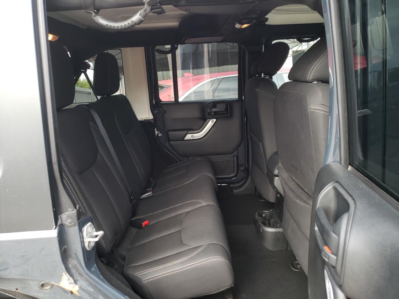 Photo 6 from auction – 2016 JEEP WRANGLER U with VIN 1C4BJWEG2GL345151