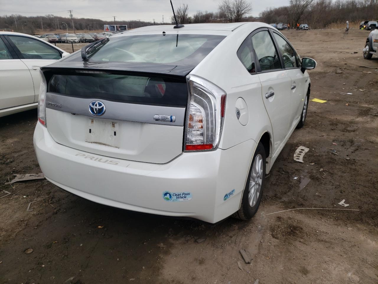Photo 4 from auction – 2013 TOYOTA PRIUS PLUG with VIN JTDKN3DP0D3031157