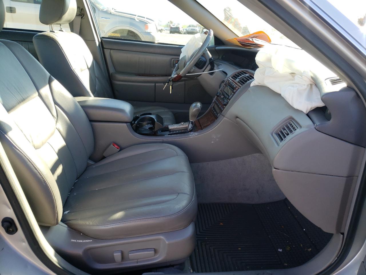 Photo 5 from auction – 2003 TOYOTA AVALON XL with VIN 4T1BF28B33U267585