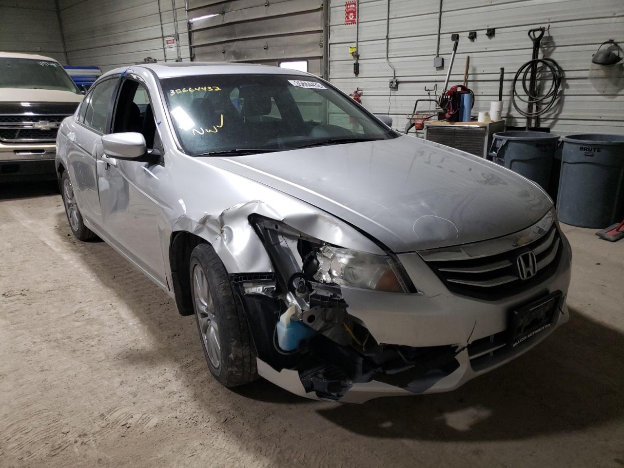 HONDA ACCORD EXL 2012 with VIN 1HGCP2F89CA127962 - Photo from auction