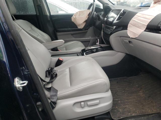 Photo 5 from auction – 2017 HONDA PILOT TOUR with VIN 5FNYF6H98HB085321