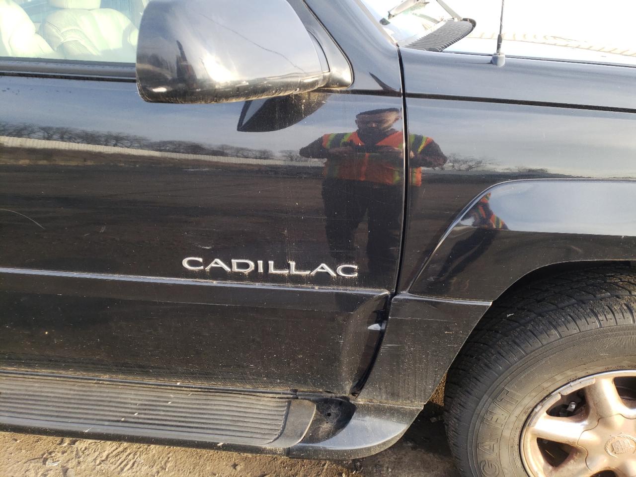 Photo 20 from auction – 2000 CADILLAC ESCALADE L with VIN 1GYEK63R2YR195890