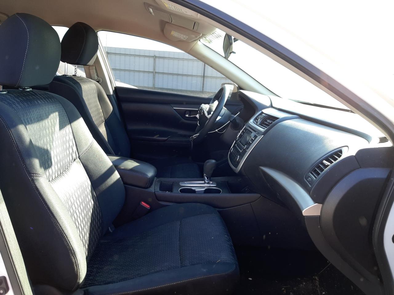Photo 5 from auction – 2016 NISSAN ALTIMA 2.5 with VIN 1N4AL3AP3GC203374