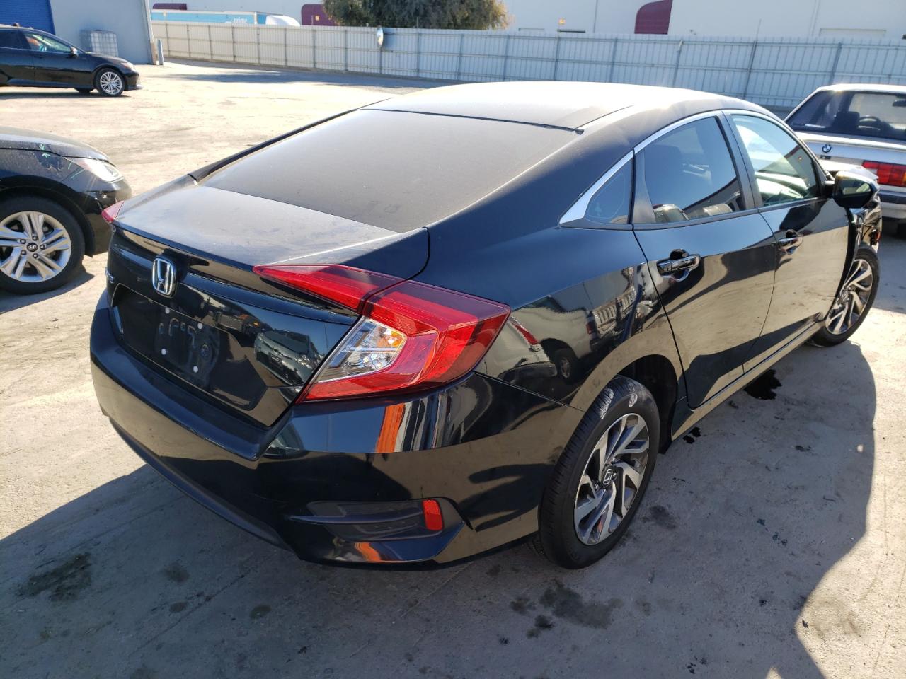 Photo 4 from auction – 2016 HONDA CIVIC EX with VIN 19XFC2F79GE244541