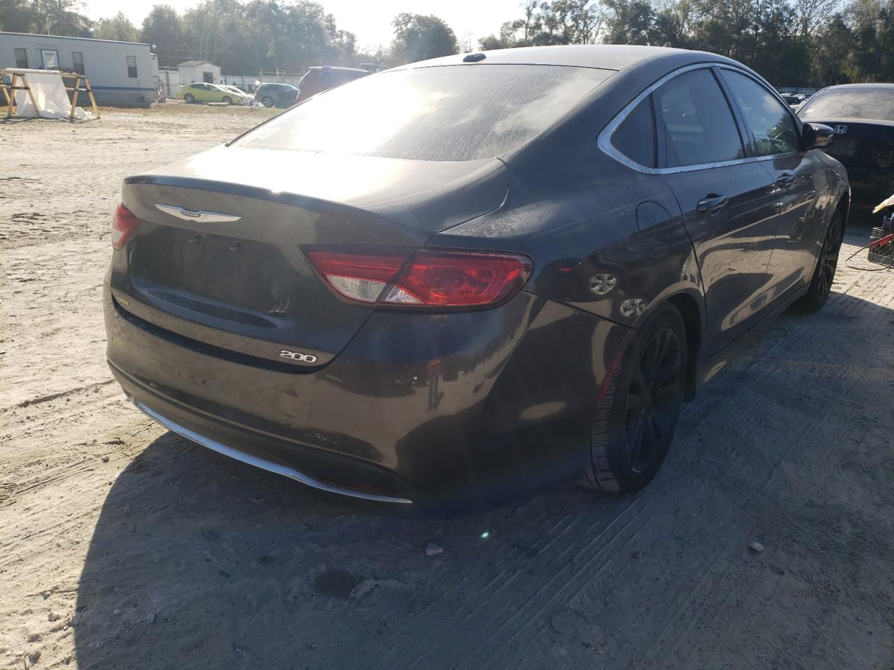 Photo 4 from auction – 2016 CHRYSLER 200 LIMITE with VIN 1C3CCCAB8GN153930