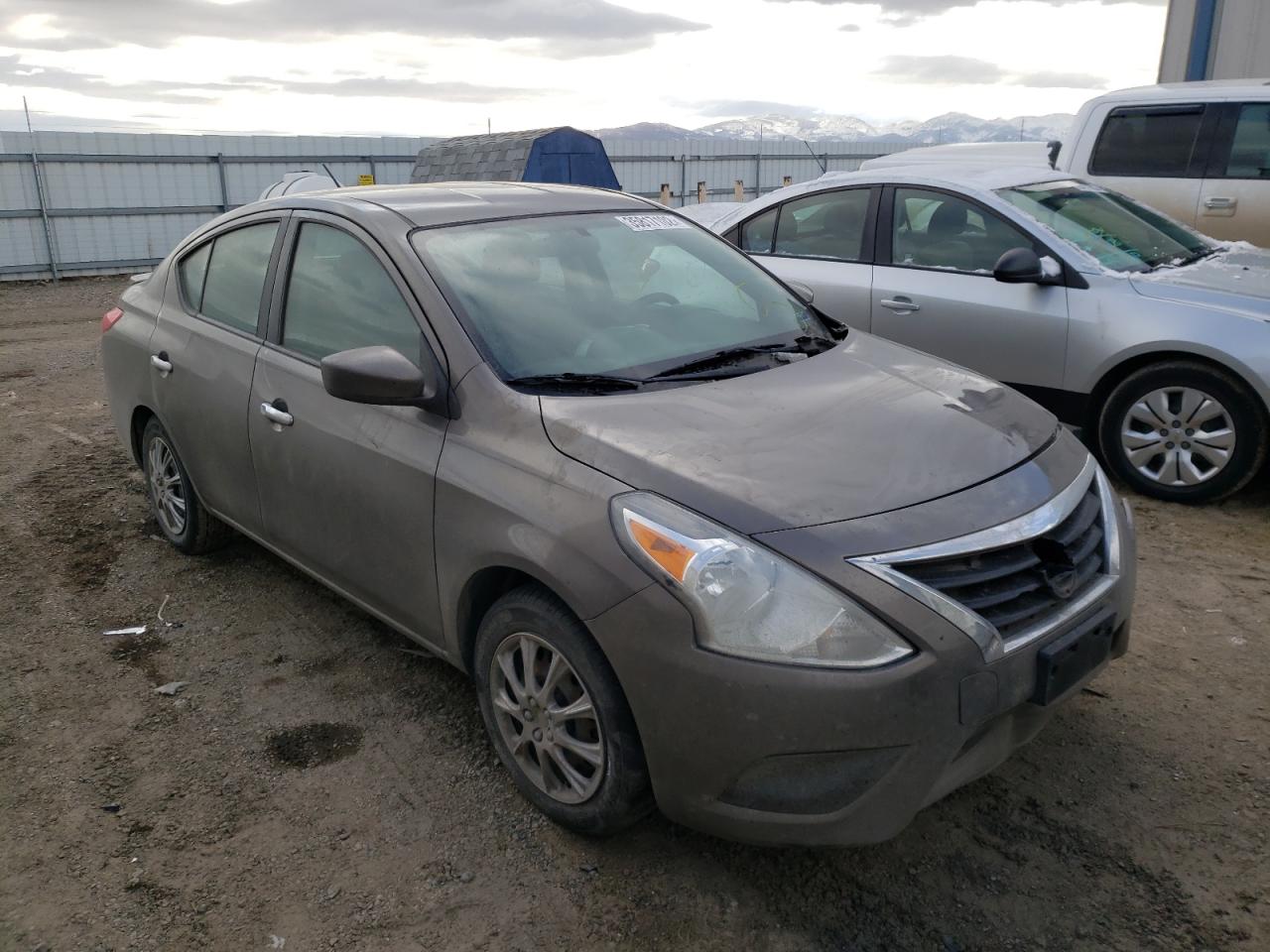 NISSAN VERSA S 2016 with VIN 3N1CN7AP8GL827554 - Photo from auction