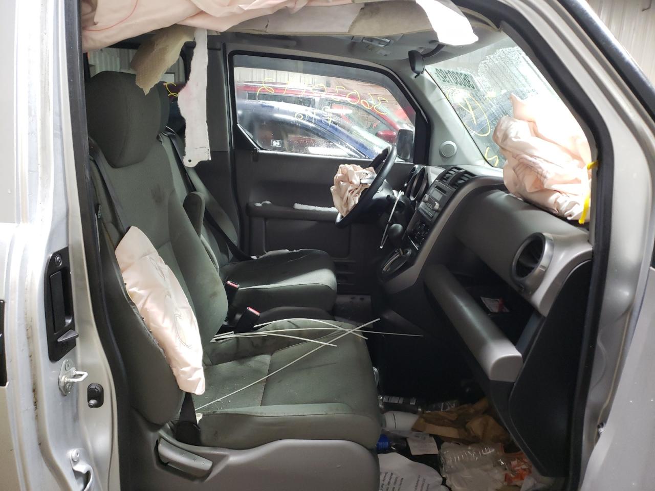 Photo 5 from auction – 2009 HONDA ELEMENT EX with VIN 5J6YH28779L003525